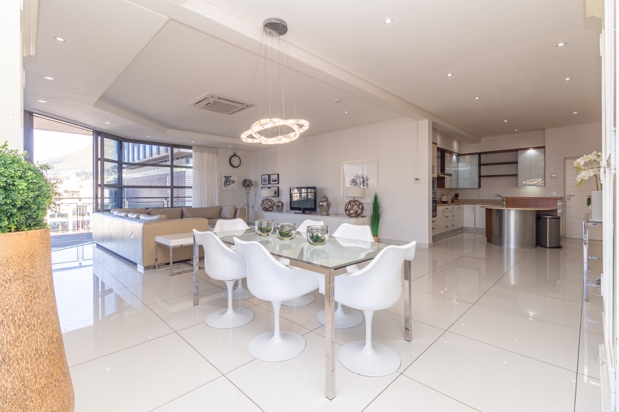 2 Bedroom Property for Sale in De Waterkant Western Cape